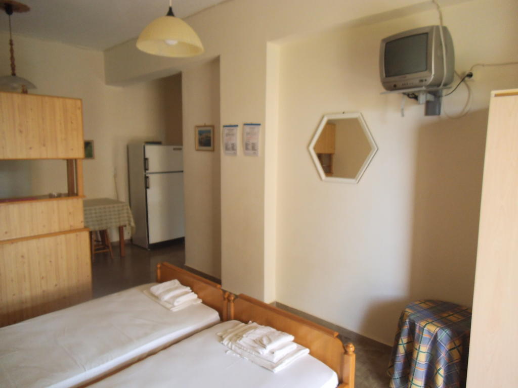 Villa Xenos Kalamáki Szoba fotó